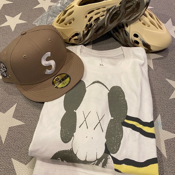 Travis Scott Other - Travis Scott Cactus Jack x Kaws For Fragment Tee XXL XXLarge Aged Yellow